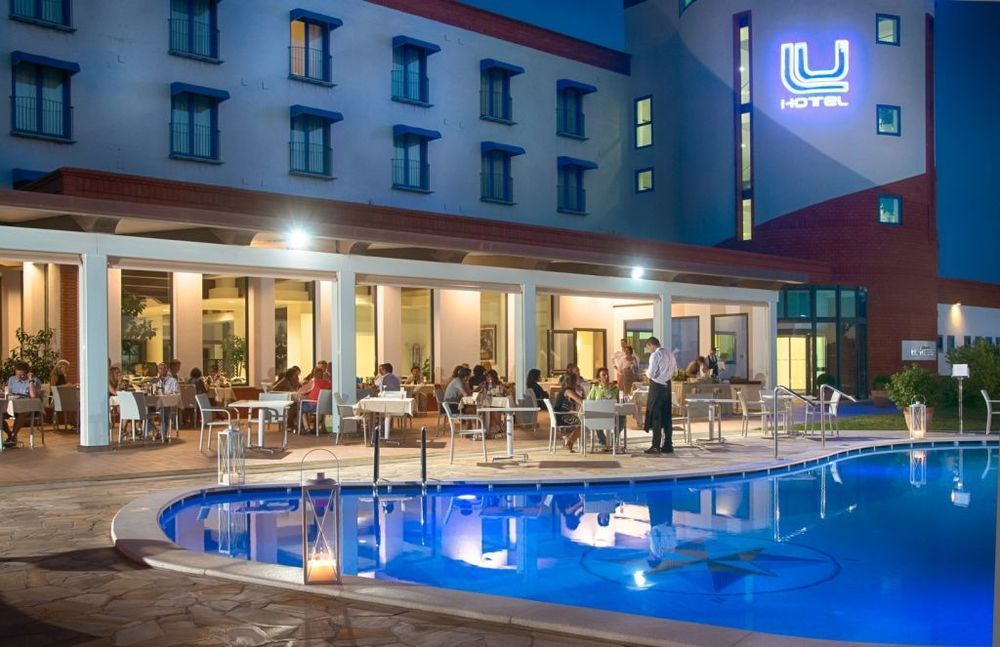 Hotel Altura 4*