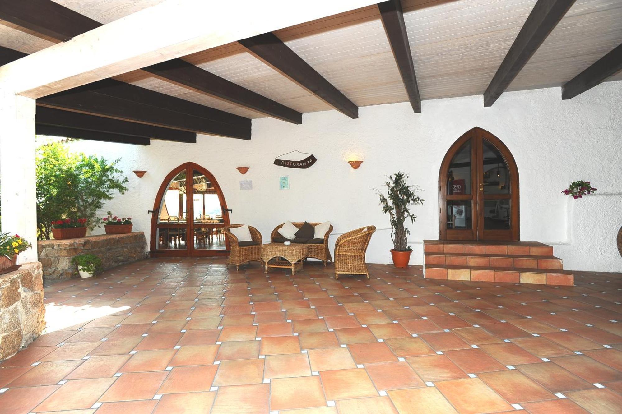 Ahr Altura Porto Rafael 4*